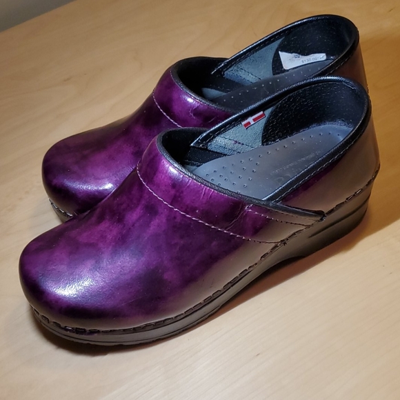 purple clogs